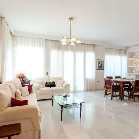 Aphrodite Tatil Evi